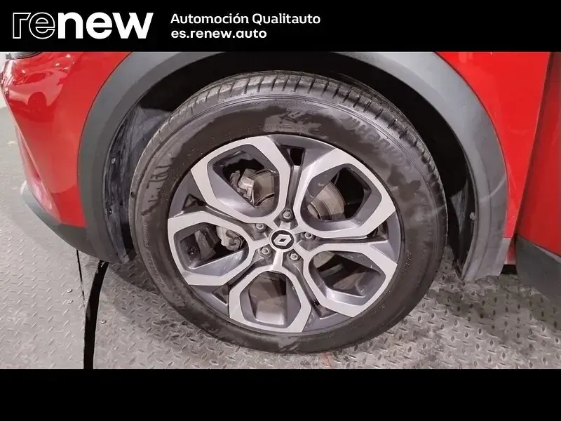 Usado Renault Captur 140 CV (102 kW) 2022 Rojo SUV