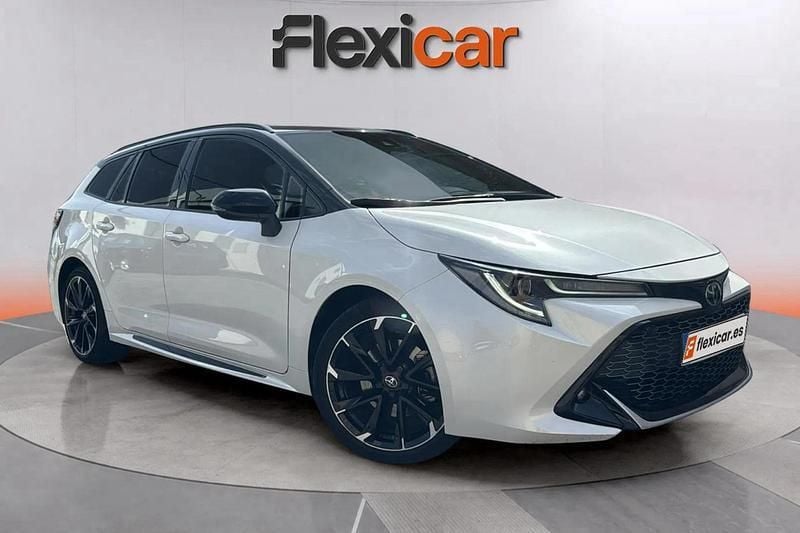Blanco Usado 2022 Toyota Corolla Sport Berlina | 23.490 € (Buen precio) - Imagen 1/4