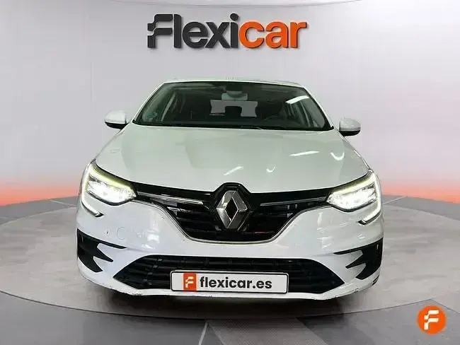 Usado Renault Mégane II Intens 115 CV (84 kW) 2022 Blanco Berlina