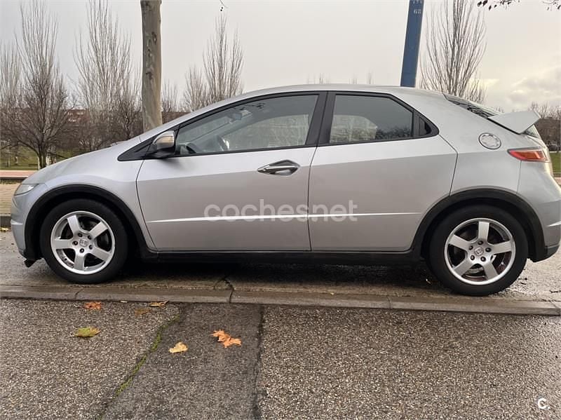 Usado Honda Civic Sport 140 CV (102 kW) 2008 Gris / plata Berlina