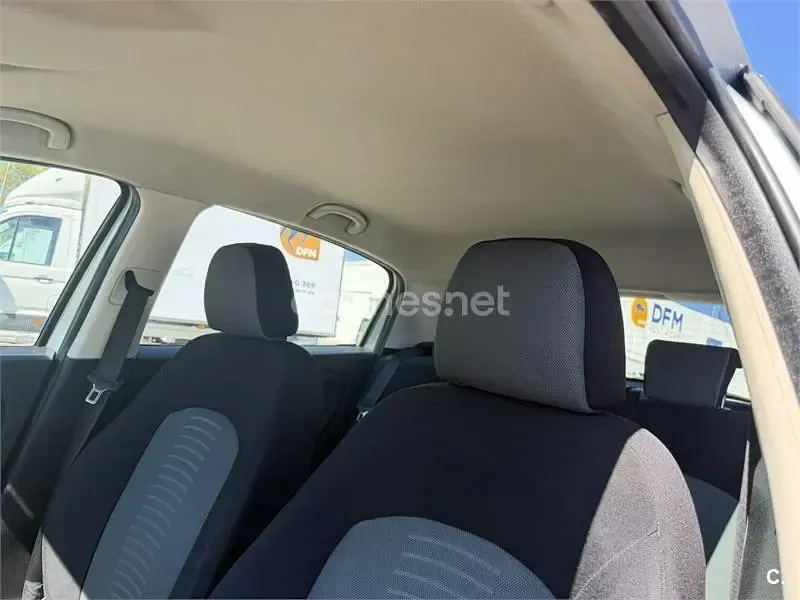 Usado Fiat Grande Punto Dynamic 90 CV (66 kW) 2007 Gris / plata Utilitario