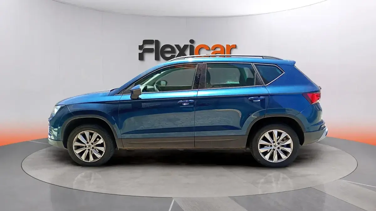 Usado Seat Ateca Style 150 CV (110 kW) 2023 Azul SUV