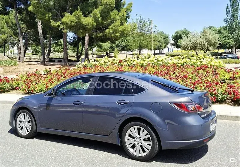 Usado Mazda 6 Sportive 140 CV (102 kW) 2008 Gris / plata Berlina