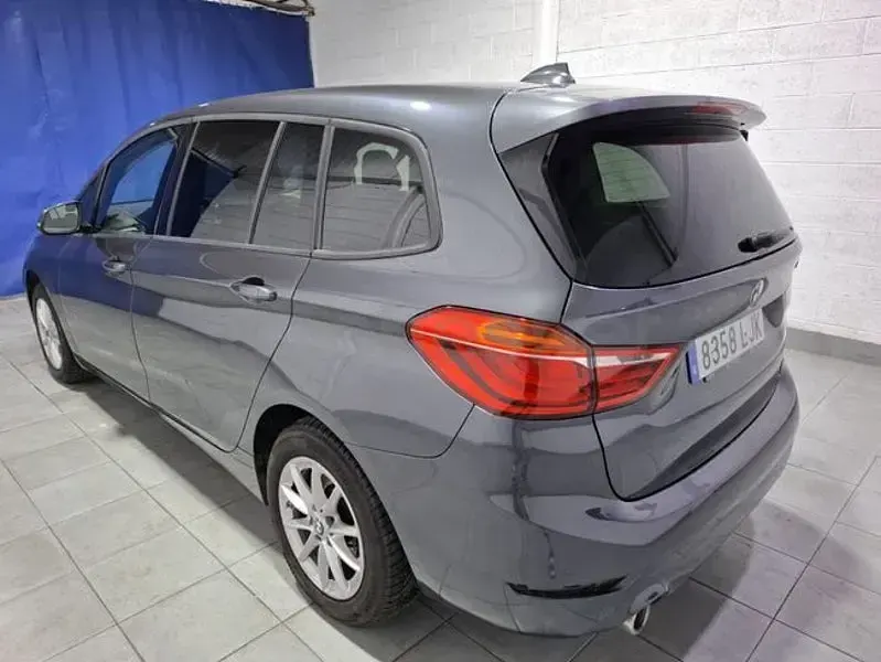 Usado BMW 216 116 CV (85 kW) 2020 Gris / plata Familiar