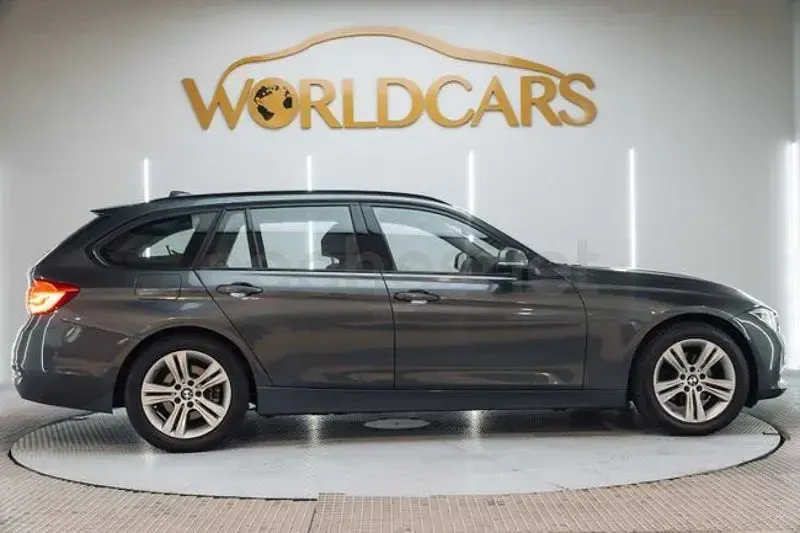 Usado BMW 316 116 CV (85 kW) 2018 Gris / plata Familiar