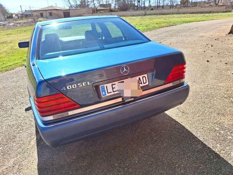 Usado Mercedes 400 279 CV (205 kW) 1993 Azul Berlina