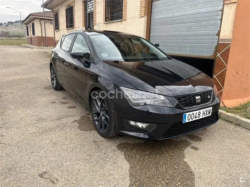 Usado Seat Leon FR 184 CV (135 kW) 2014 Negro Berlina