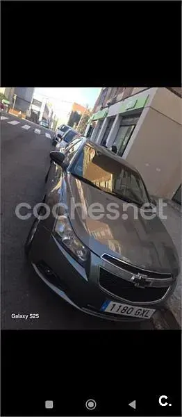 Usado Chevrolet Cruze LS 150 CV (110 kW) 2010 Gris / plata Berlina