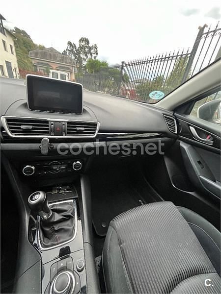 Usado Mazda 3 Style 120 CV (88 kW) 2014 Blanco Berlina