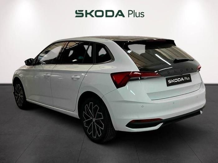 Blanco Usado 2025 Skoda Scala Utilitario | 24.990 € (Caro) - Imagen 1/4