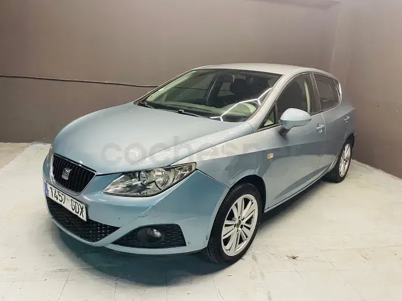 Usado Seat Ibiza Stylance 105 CV (77 kW) 2008 Azul Berlina