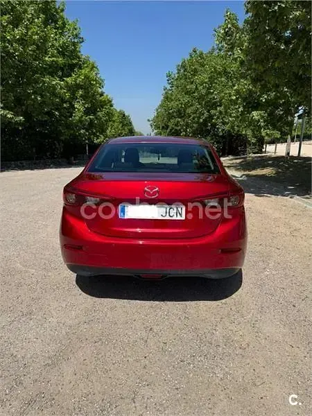 Usado Mazda 3 Luxury 150 CV (110 kW) 2015 Rojo Berlina