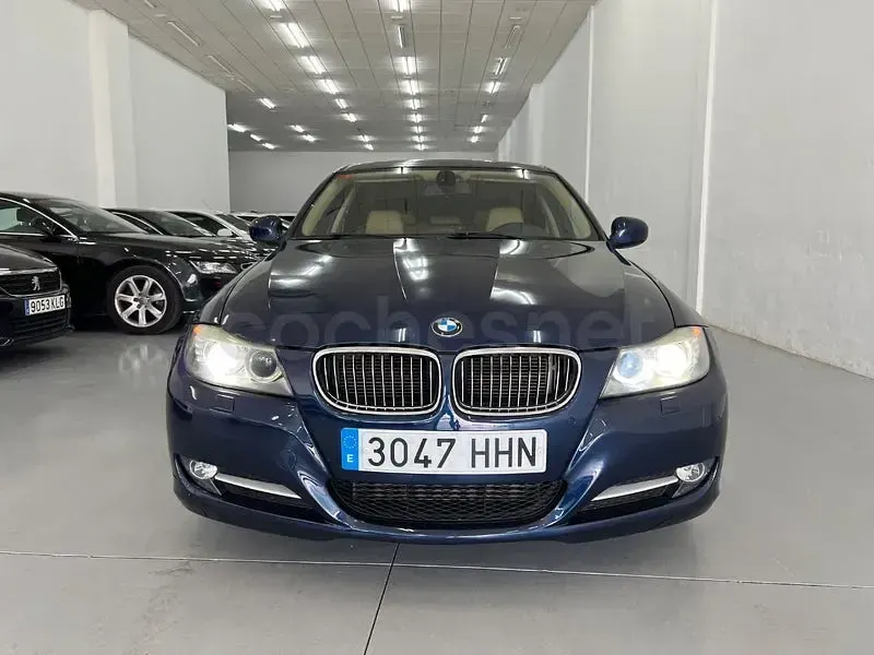 Usado BMW 318 Sport Line 143 CV (105 kW) 2011 Azul Berlina