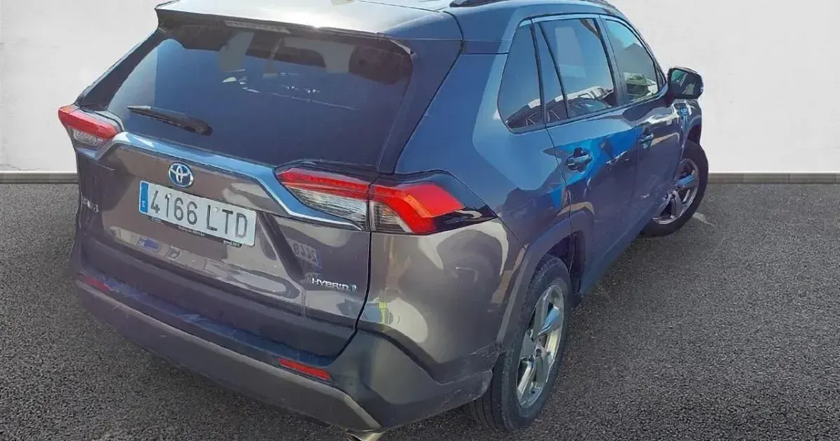 Usado Toyota RAV4 Advance 218 CV (160 kW) 2021 SUV