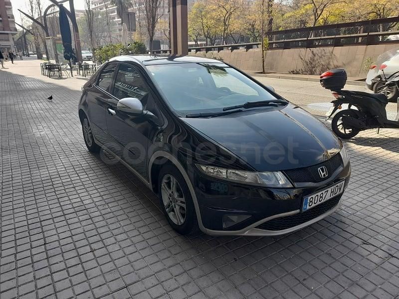 Usado Honda Civic Trend 100 CV (73 kW) 2011 Negro Berlina