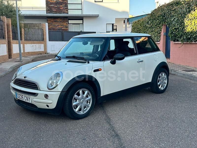 Beige Usado 2004 Mini ONE Utilitario | 4900 € (Precio justo) - Imagen 1/4