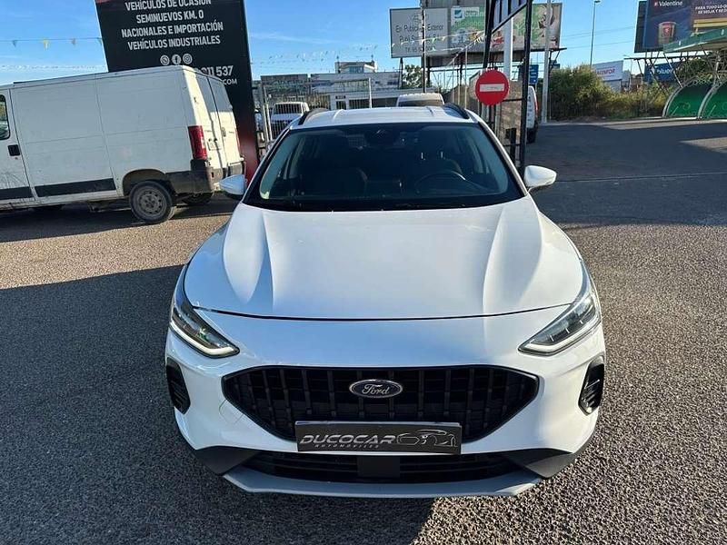 Usado Ford Focus Active X 155 CV (114 kW) 2023 Blanco Utilitario