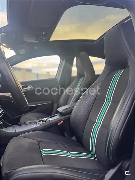 Usado Mercedes A220 Motorsport Edition 177 CV (130 kW) 2015 Gris / plata Utilitario