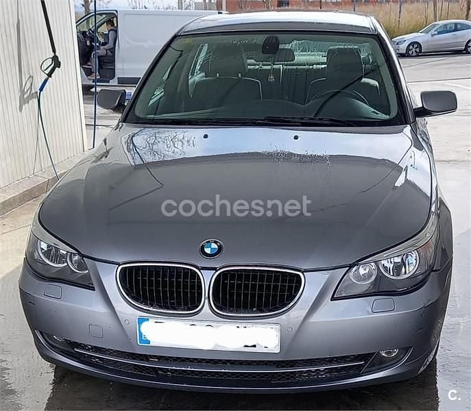 Usado BMW 530 218 CV (160 kW) 2005 Gris / plata Berlina