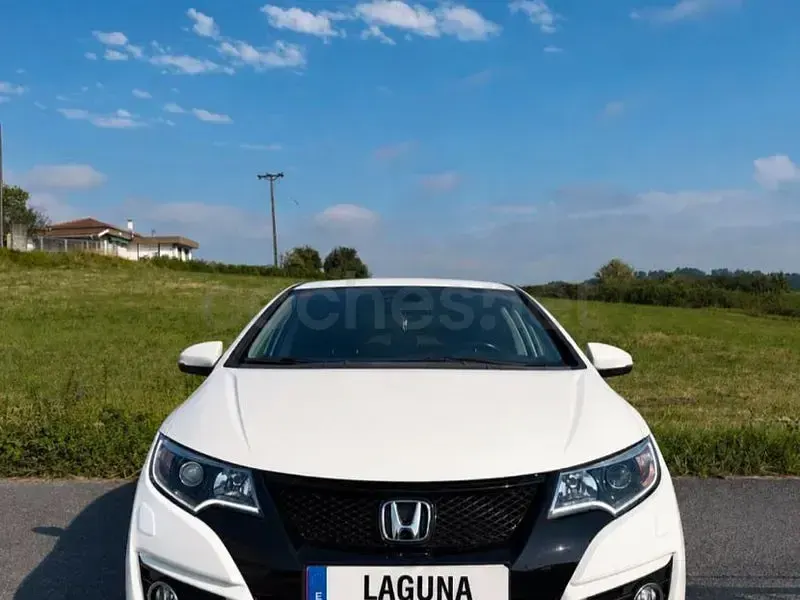Usado Honda Civic Elegance 120 CV (88 kW) 2016 Blanco Berlina