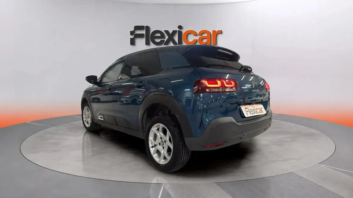 Usado Citroën C4 Cactus 99 CV (72 kW) 2018 Azul Utilitario