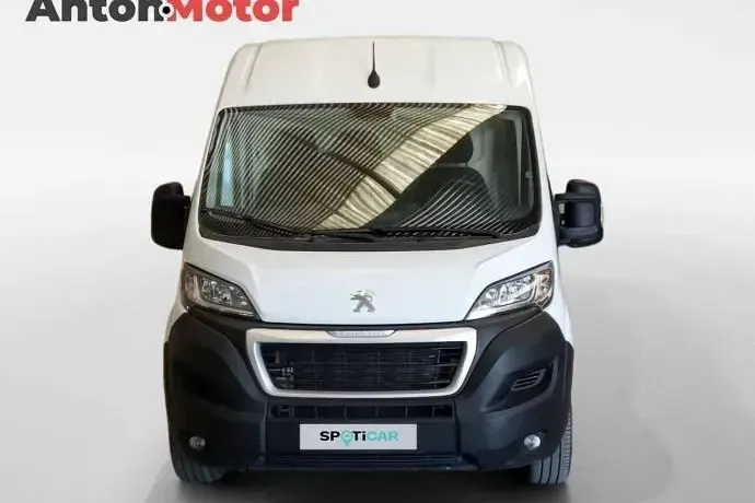 Usado Peugeot Boxer S 140 CV (102 kW) 2021 Blanco Van
