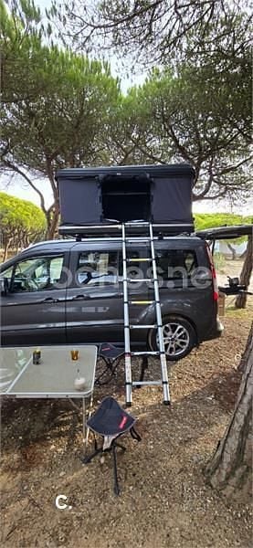 Usado Ford Tourneo Connect Titanium 120 CV (88 kW) 2017 Gris / plata Monovolumen