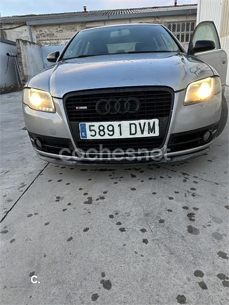 Usado Audi A4 140 CV (102 kW) 2006 Gris / plata Berlina