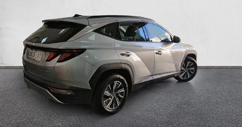 Käytetty Hyundai Tucson 150 HP (110 kW) 2021 Katumaasturi