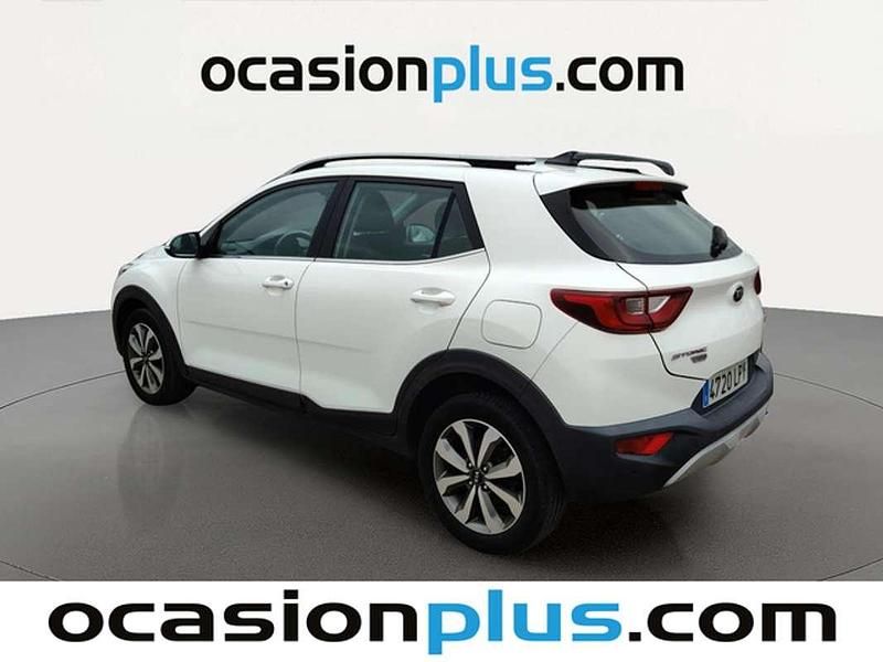 Usado Kia Stonic 101 CV (74 kW) 2021 Blanco SUV