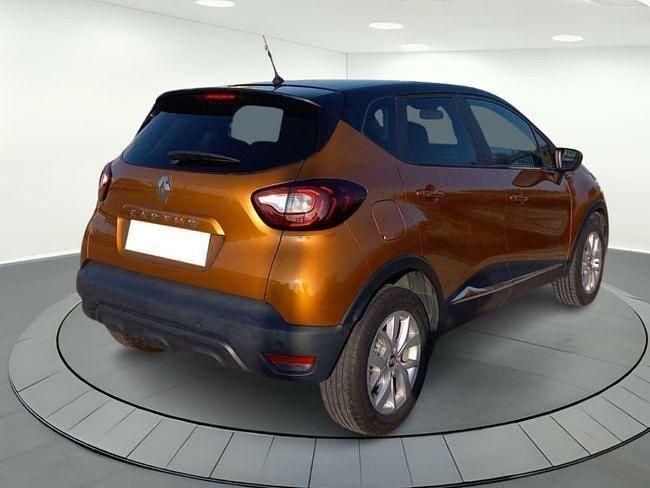 Usado Renault Captur LIMITED 90 CV (66 kW) 2019 Dorado SUV