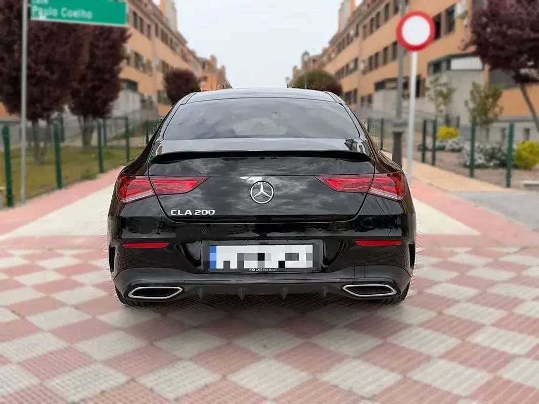 Usado Mercedes CLA200 163 CV (119 kW) 2020 Negro Coupe