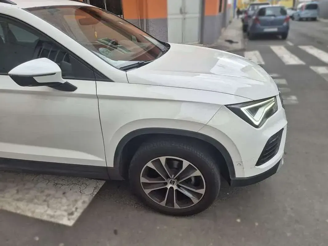 Usado Seat Ateca Ecomotive 116 CV (85 kW) 2023 Blanco SUV