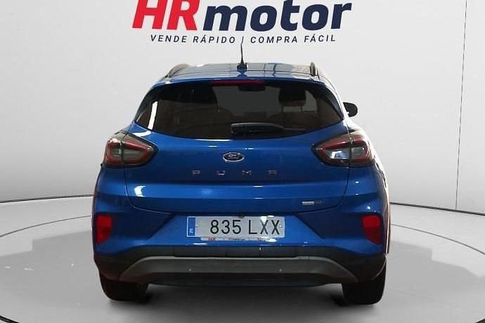 Usado Ford Puma Titanium 125 HP (91 kW) 2022 Preto SUV
