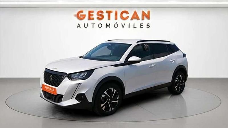 Usado Peugeot 2008 Allure 131 CV (96 kW) 2022 Blanco SUV
