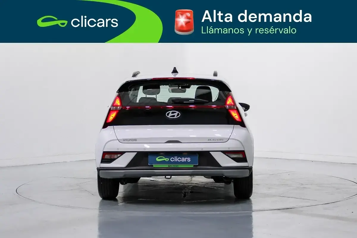 Usado Hyundai Bayon 84 CV (61 kW) 2025 Blanco SUV