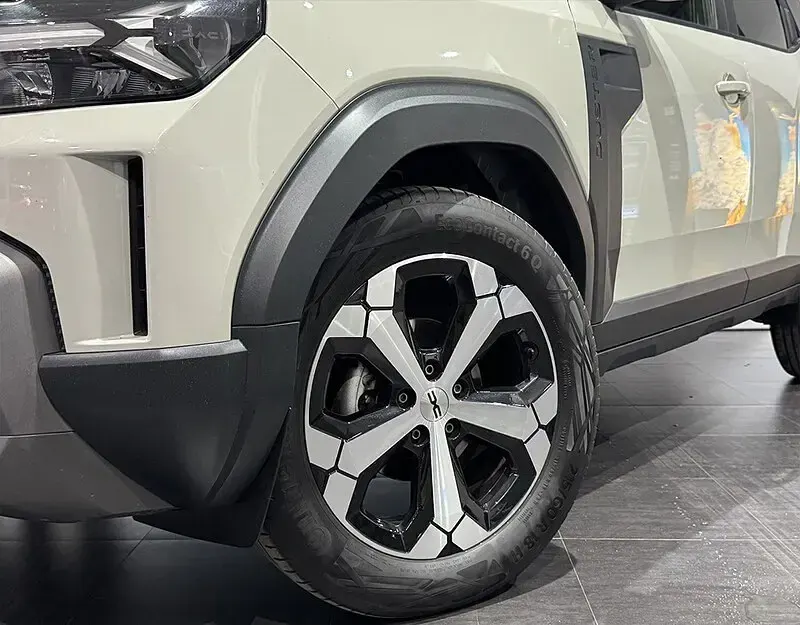 Usado Dacia Duster Journey 131 CV (96 kW) 2025 Sandston SUV