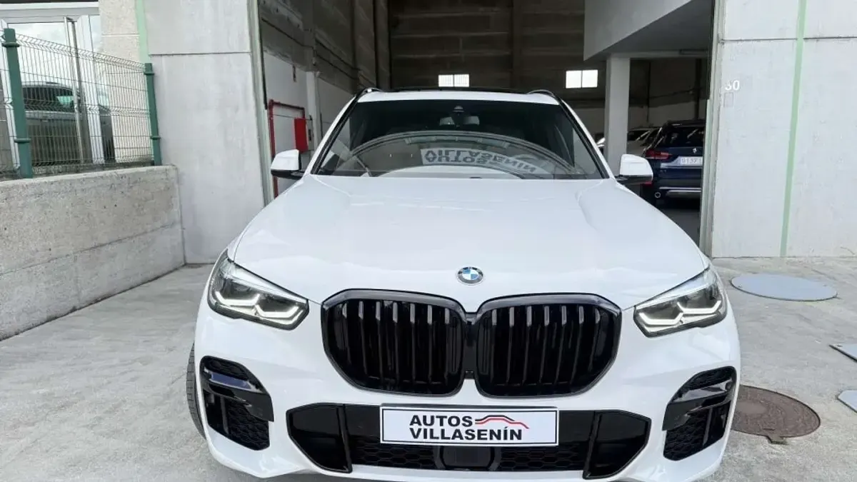 Usado BMW X5 Comfort Edition 286 CV (210 kW) 2022 Blanco SUV