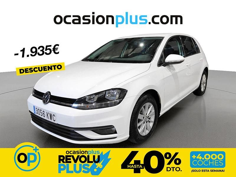 Usado VW Golf VII 115 CV (84 kW) 2019 Blanco