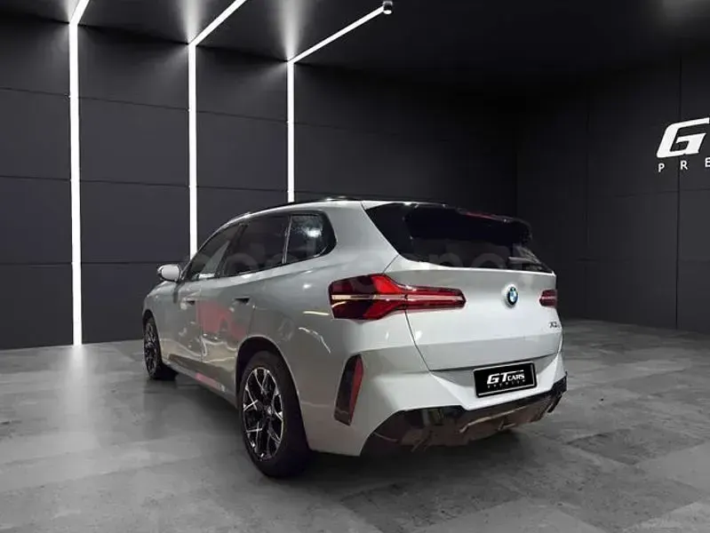 Usado BMW X3 197 CV (144 kW) 2025 Gris / plata SUV