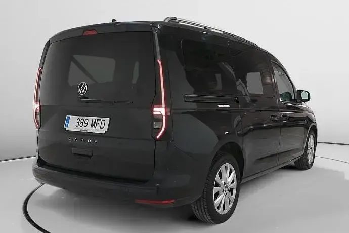 Usado VW Caddy Maxi Life 114 CV (83 kW) 2023 Monovolumen