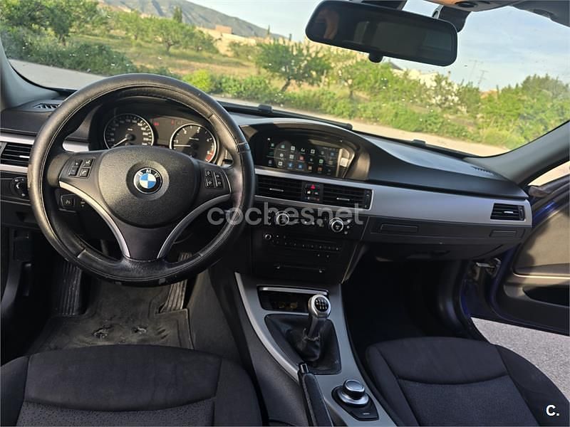 Usado BMW 325 197 CV (144 kW) 2007 Azul Familiar