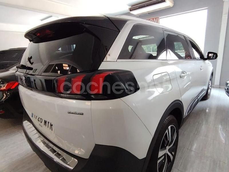 Usado Peugeot 5008 GT-line 130 CV (95 kW) 2019 Blanco Monovolumen