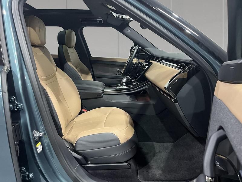 Usado Land Rover Range Rover Sport SE Dynamic 441 CV (324 kW) 2023 Giola green SUV