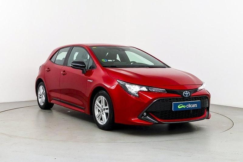 Usado Toyota Corolla Active 122 CV (89 kW) 2019 Rojo Berlina