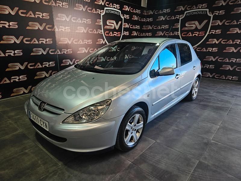 Usado Peugeot 307 110 CV (80 kW) 2004 Gris / plata Berlina