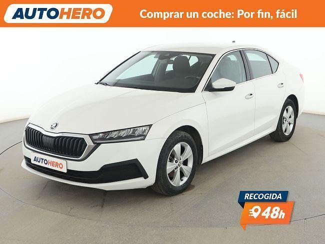 Blanco Usado 2023 Skoda Octavia Ambition | 22.599 € (Precio justo) - Imagen 1/3