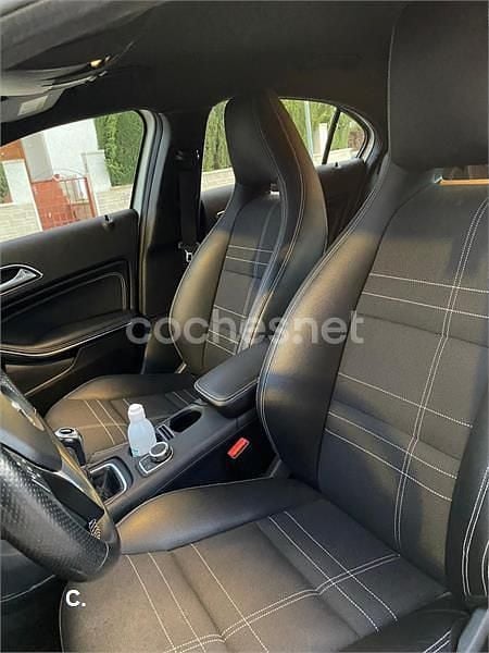 Usado Mercedes A200 Urban 136 CV (100 kW) 2015 Blanco Berlina