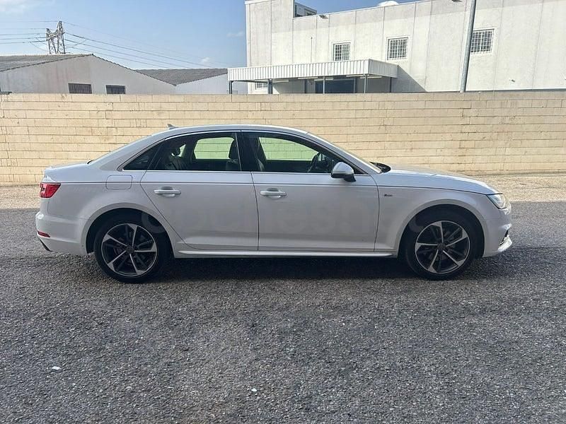 Usado Audi A4 Design 150 CV (110 kW) 2017 Blanco Berlina