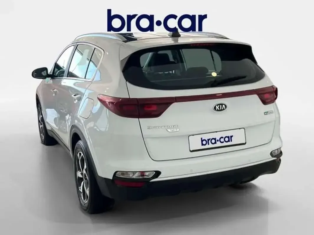 Usado Kia Sportage 136 CV (100 kW) 2021 Blanco SUV